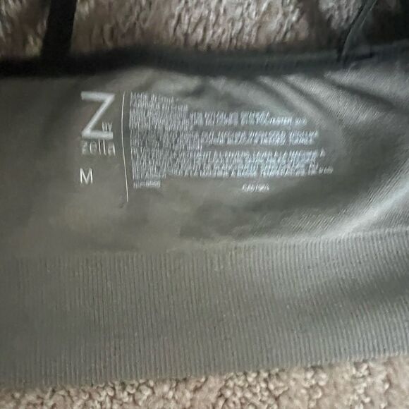 Zella Green Textured Criss Cross Sports Bra - Picture 4 of 5